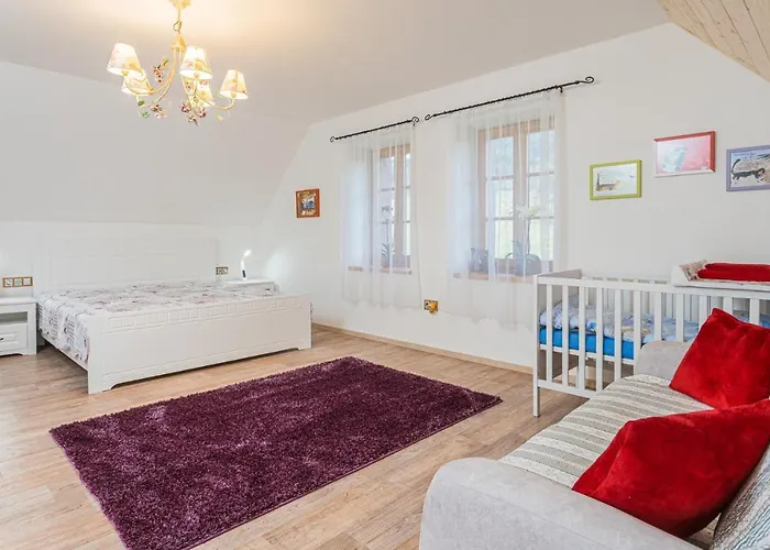 Tatil Evi Svata Panna Loktuse